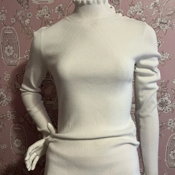 White House Black Market mock turtleneck lightweight sweater - Picture 6 of 7